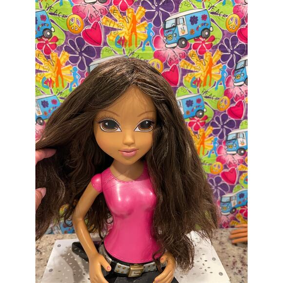 Moxie Girlz Magic Hair Makeover Torso Doll Styling Head Bust - Picture 2 of 8